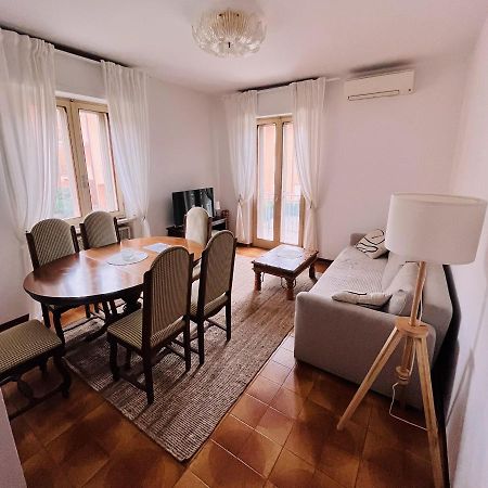 Apartment Al Lago, Torri Del Benaco Exterior photo
