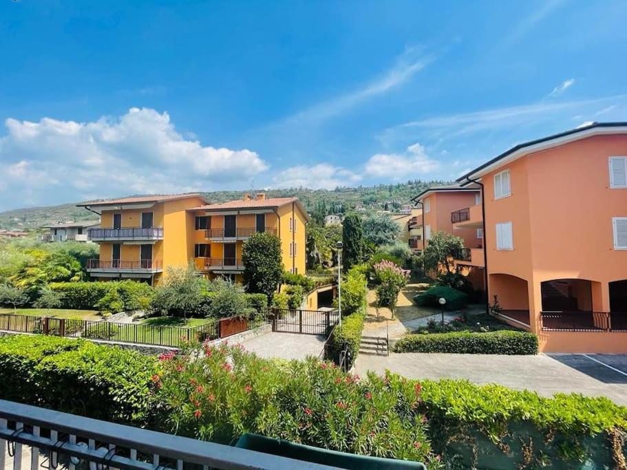 Apartment Al Lago, Torri Del Benaco Exterior photo