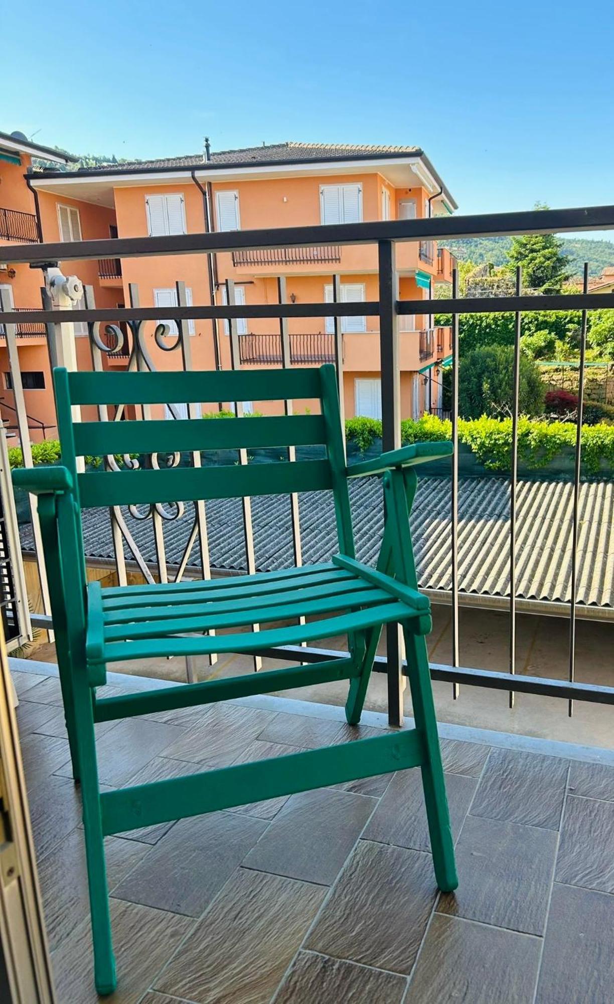 Apartment Al Lago, Torri Del Benaco Exterior photo